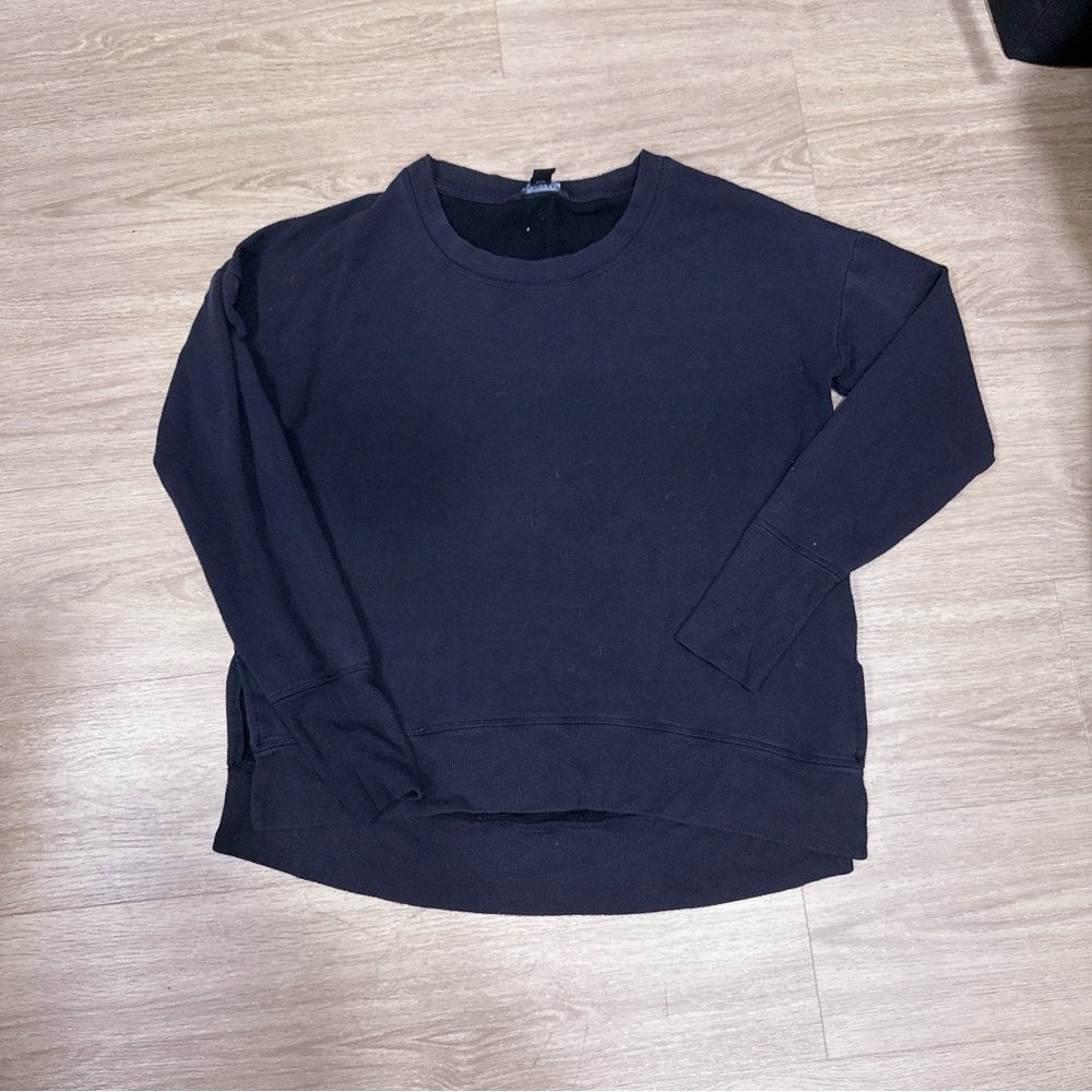 Athleta Women's Black Crew Neck Sweater